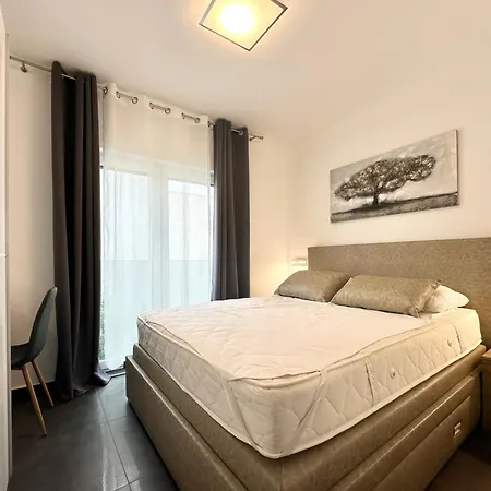 Ivana - Sea View - Trogir, Ciovo * Donji Okrug