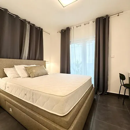 Ivana - Sea View - Trogir, Ciovo