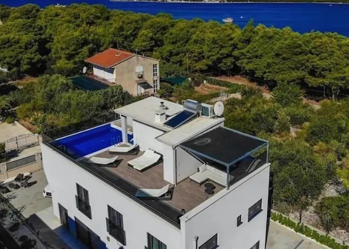 Ivana - Sea View - Trogir, Ciovo *