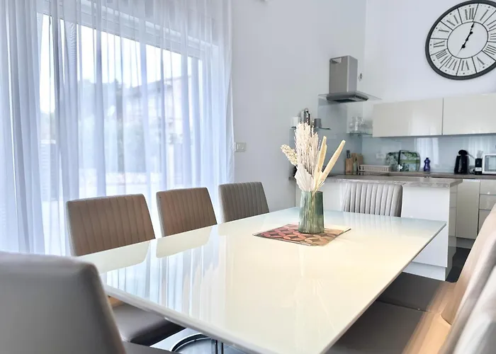 Ivana - Sea View - Trogir, Ciovo